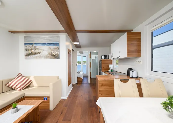 Hausboot - Floating House Sofia بولا