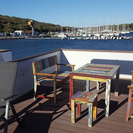 House Boat - Floating House Sofia Pula